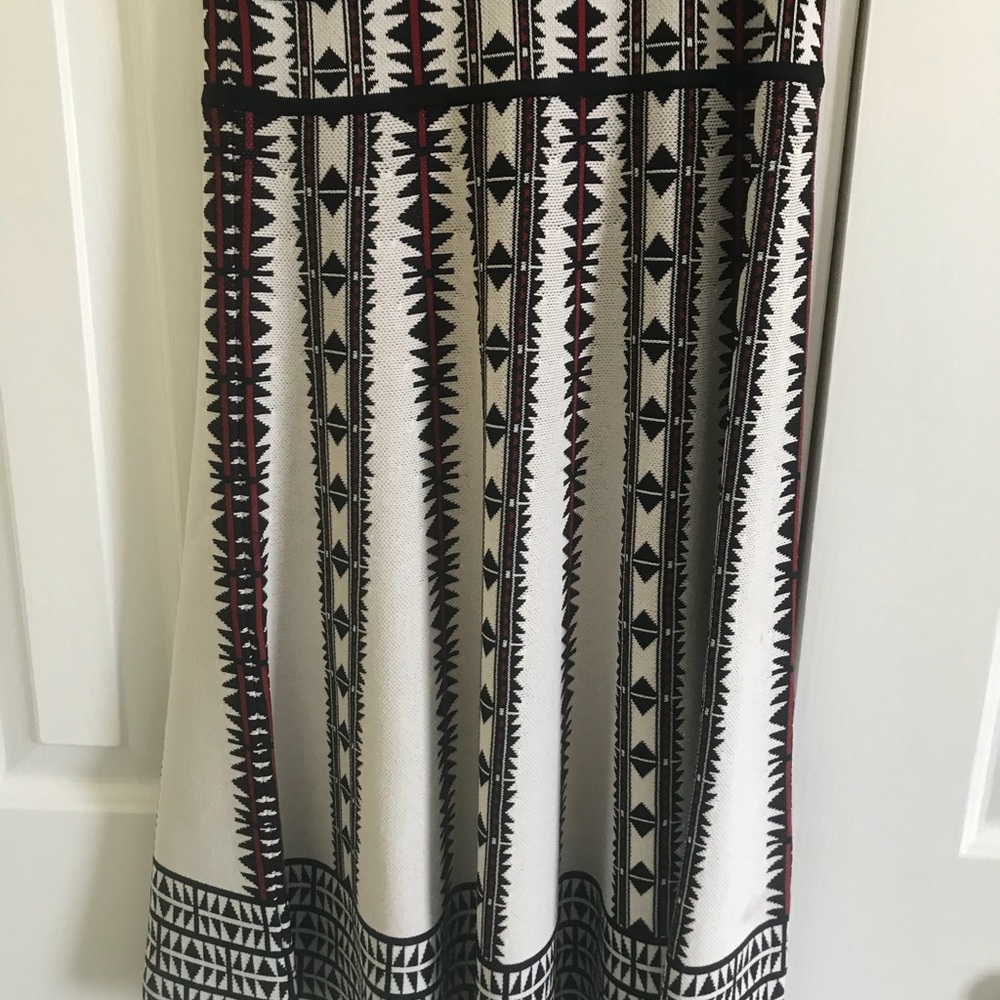 Vince Camuto dress. Perfect condition. Worn 1x.
